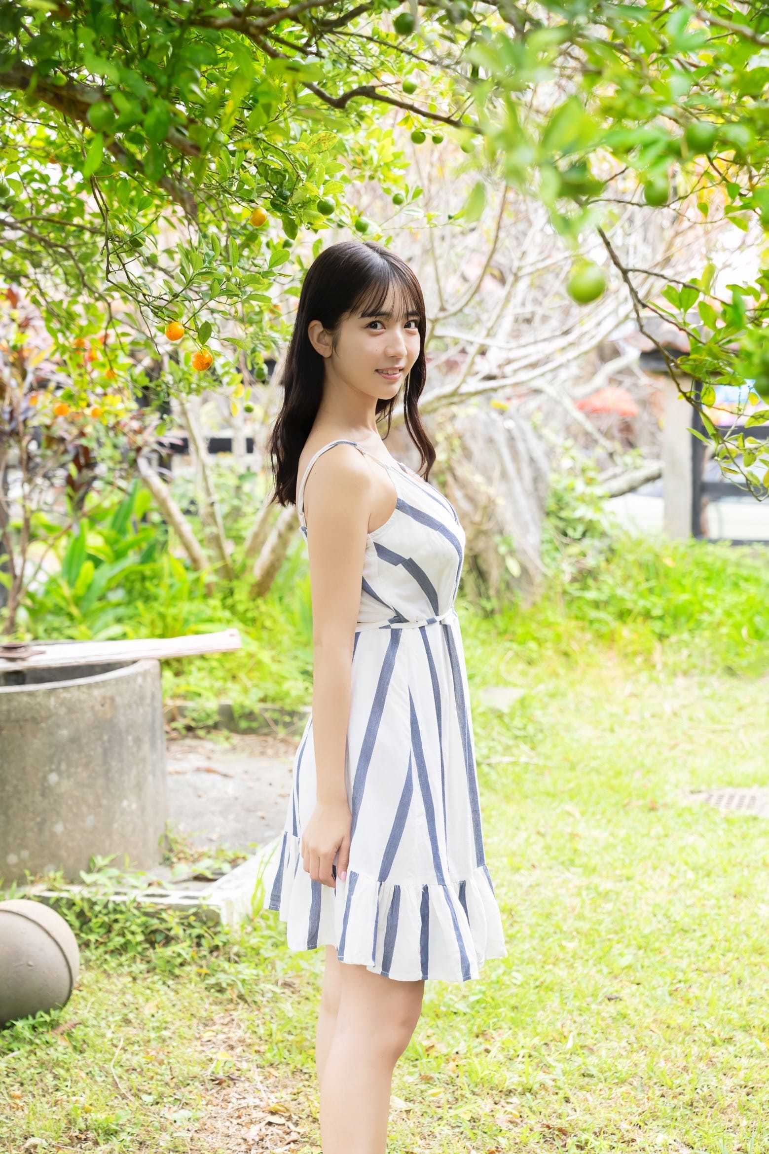 天羽希純 天真爛漫&適乳ガールが降臨!!!【水着画像 4枚目