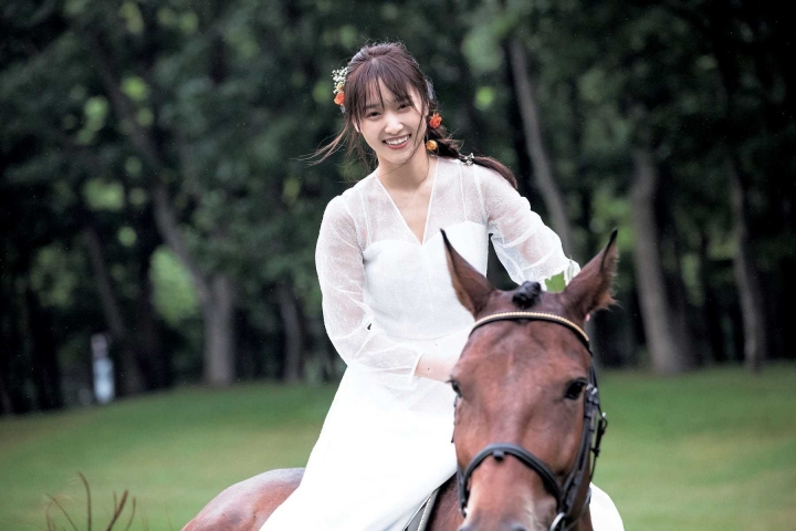 櫻坂46 菅井友香 卒業写真集が発売【水着画像】 12枚目