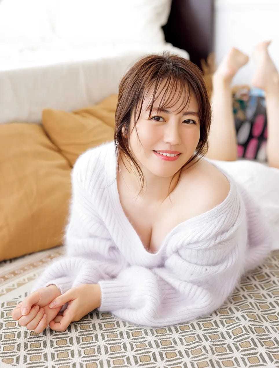 磯山さやか 憧れのグラビアレジェンドが魅せるスペシャルSEXY 【水着画像】 2枚目