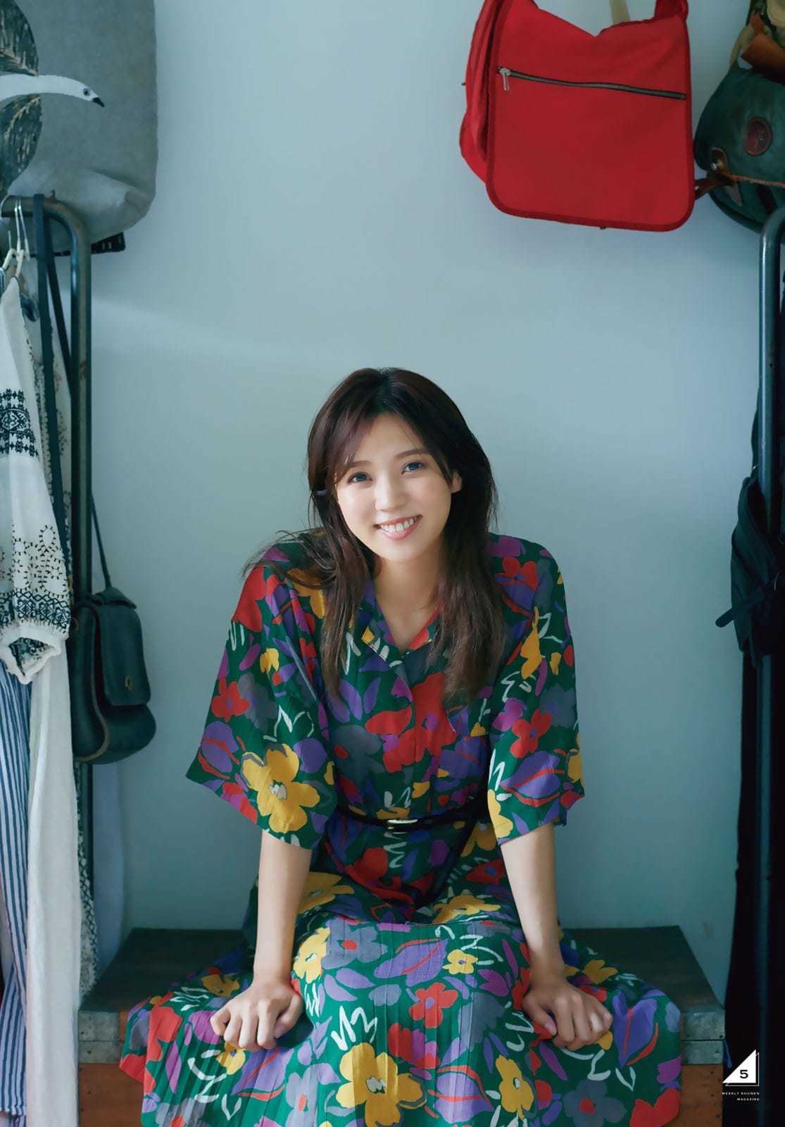 櫻坂46 小林由依 2nd写真集『意外性』大好評発売中!【水着画像 12枚目