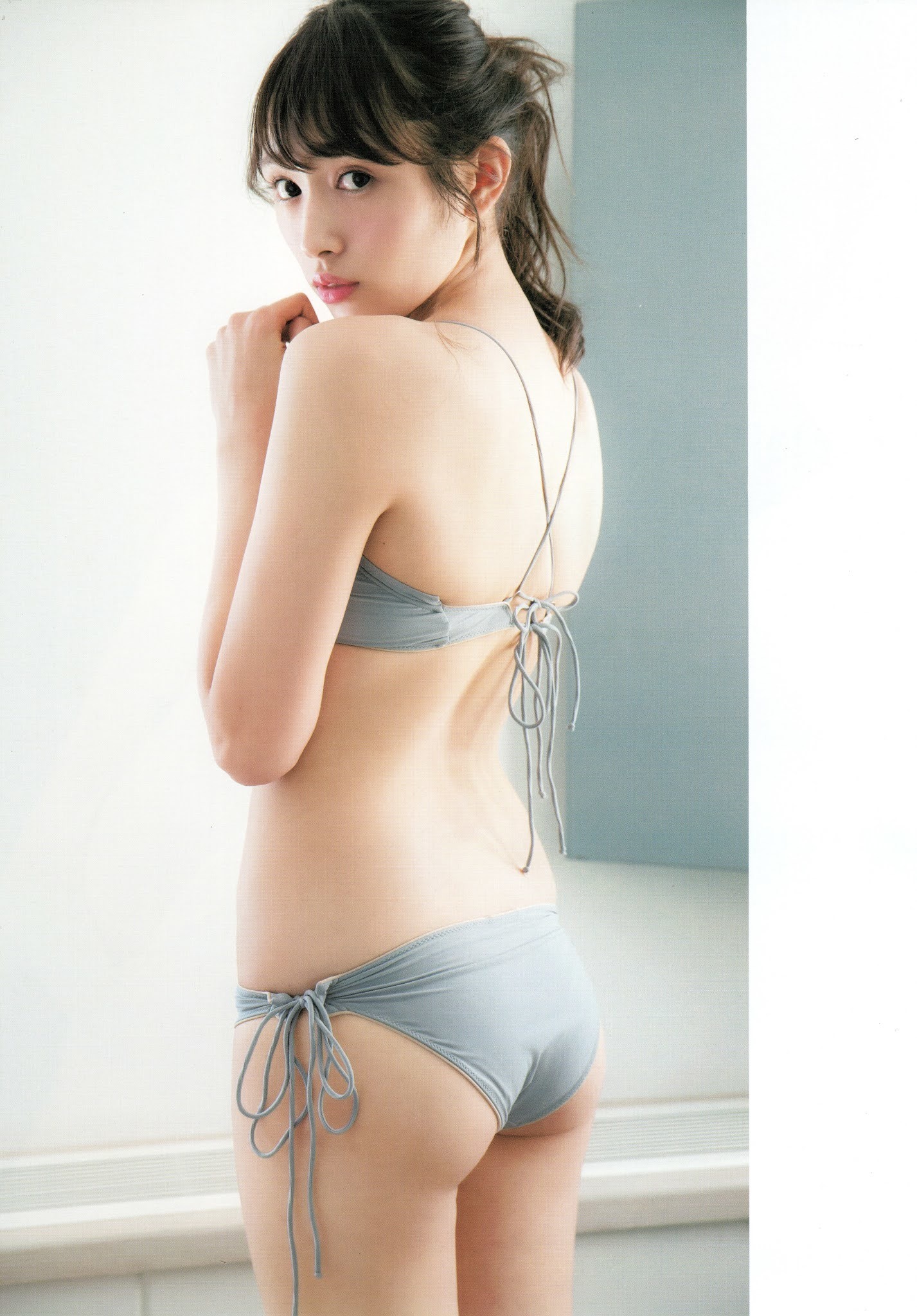 渡辺梨加 グラビア水着画像② 17枚目