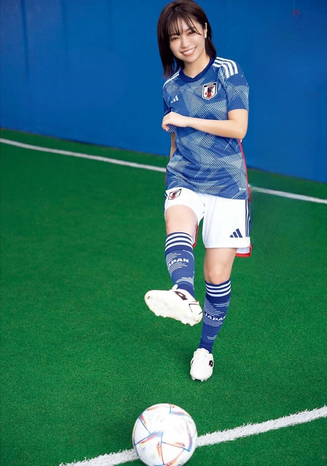 『アオアシ』が大好きな女優・大原優乃【水着画像 10枚目