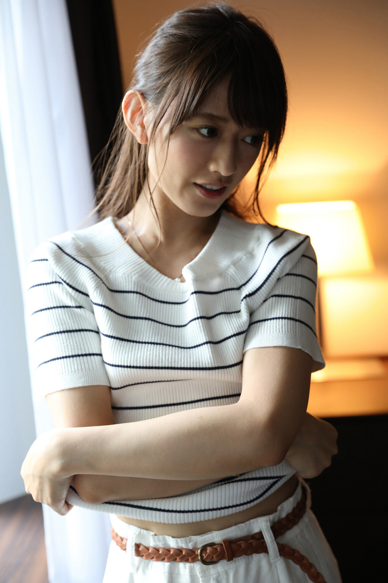 希島あいり 最新グラビア画像 8枚目
