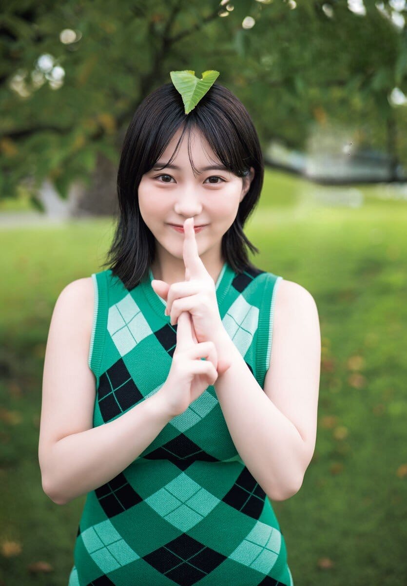 HKT48 田中美久 形も色味もキュートな水着です! 9枚目