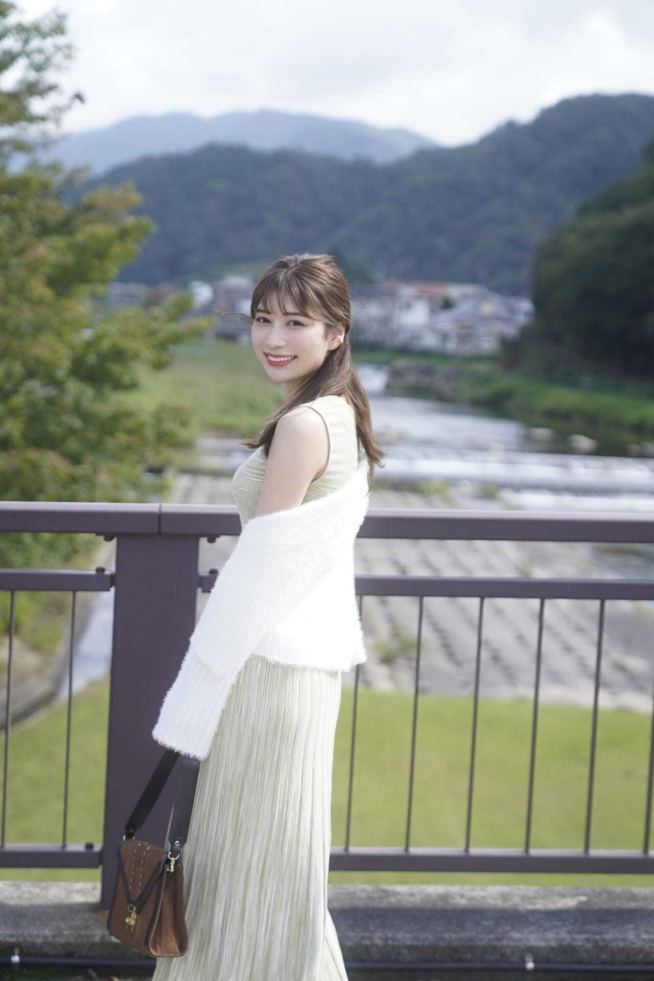 彗星のごとく現れ グラビア界を席巻する 圧倒的美女 「雪平莉左」 9枚目