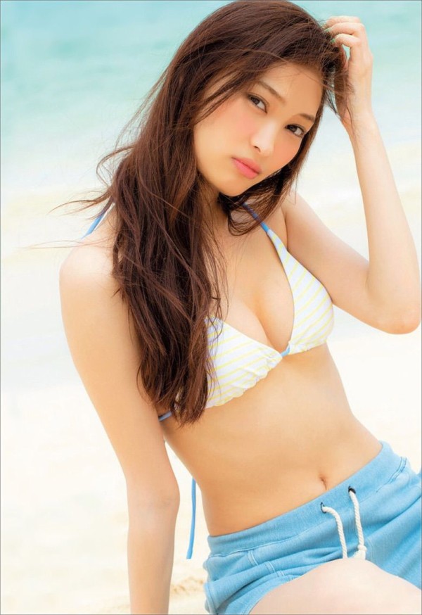 大政絢大人の魅力ボディ画像 10枚目