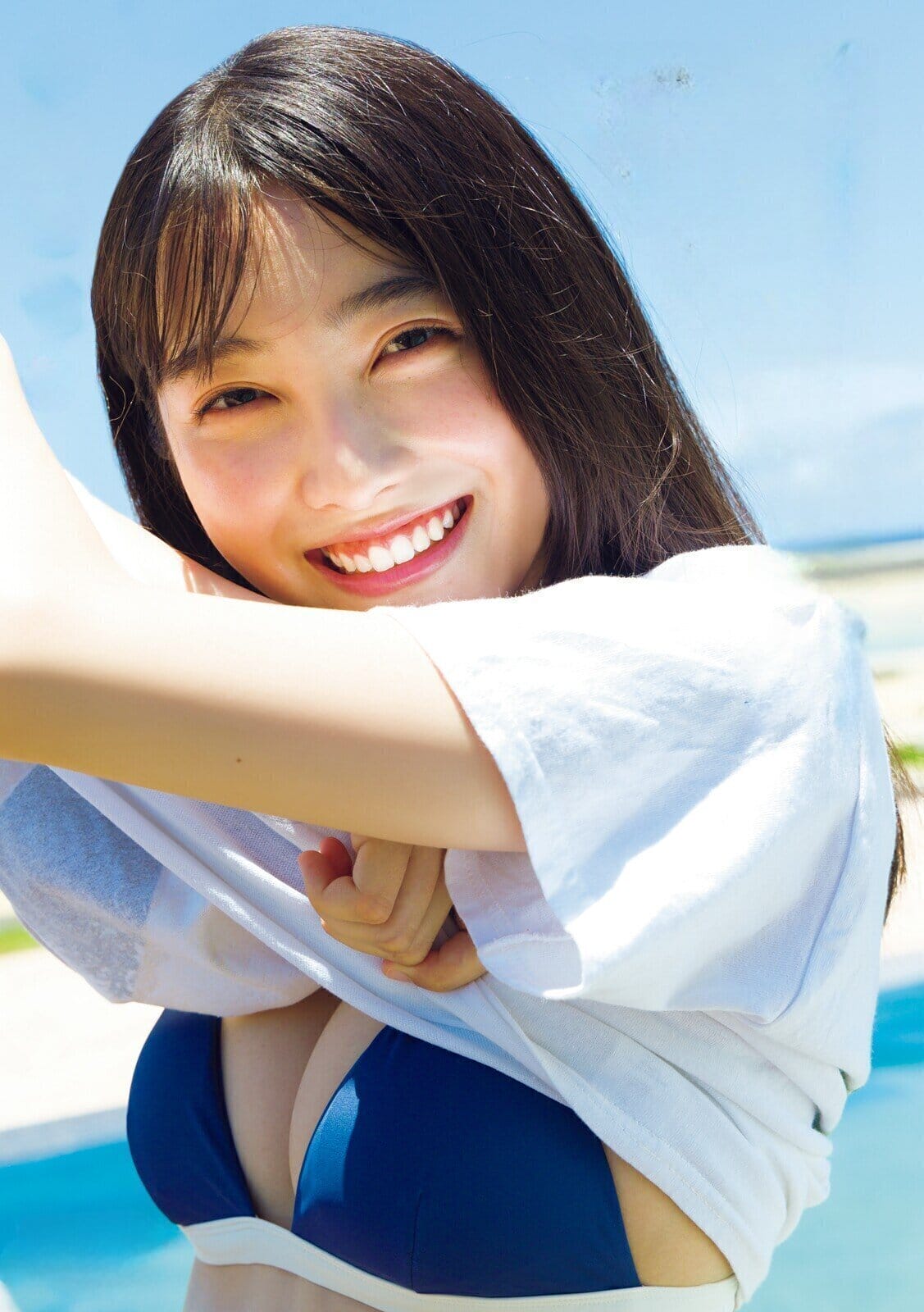 福田ルミカ ウワサの美少女が放つファースト写真集。 2枚目