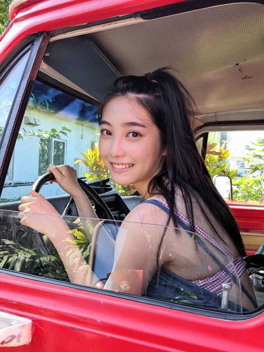 福田ルミカ ウワサの美少女が放つファースト写真集。 17枚目