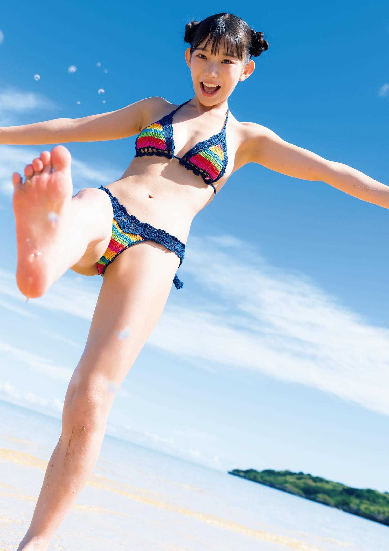 長澤茉里奈×長澤聖愛 日本一の童顔巨乳シスターズ Wポッチの長澤姉妹 9枚目