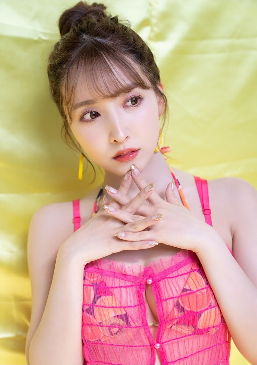 三上悠亜 最新グラビア含む水着画像② 11枚目