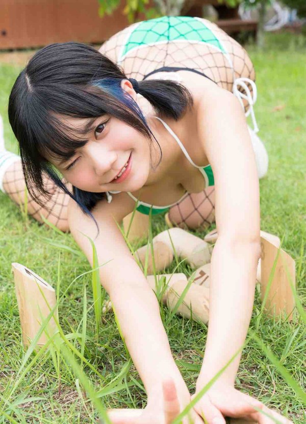 かれしちゃんのきわどい水着画像!! 1枚目