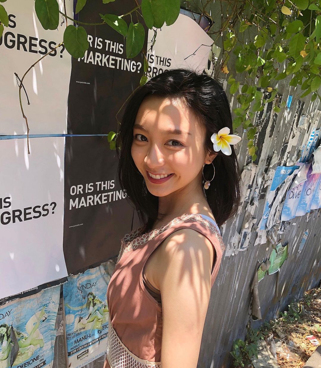 佐久間みなみ(フジテレビ)最新グラビア画像 17枚目