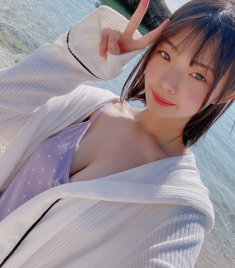 菊地姫奈は成長中!【水着画像】 16枚目