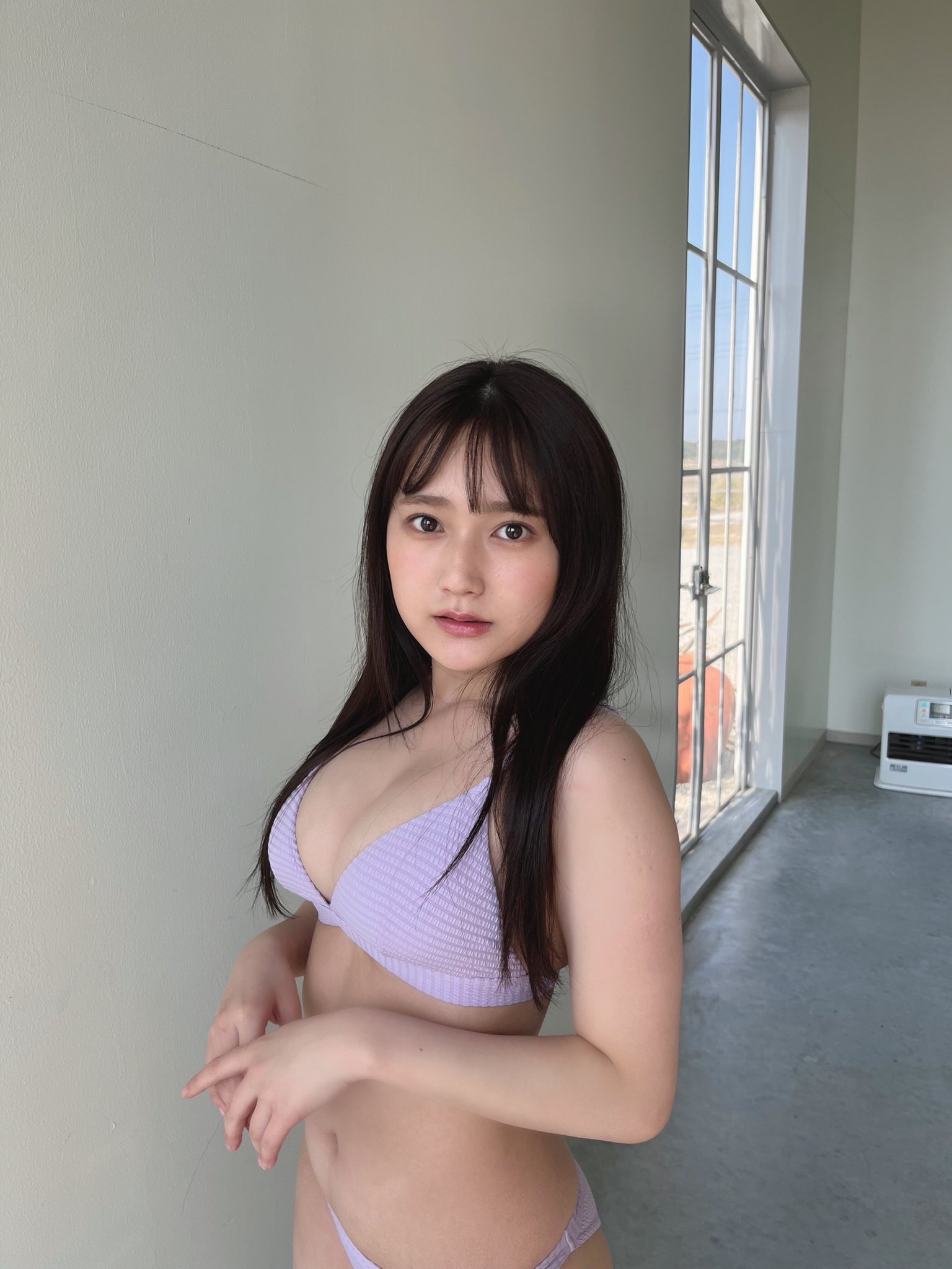 鈴木くるみ(AKB48)最新グラビア水着画像 7枚目