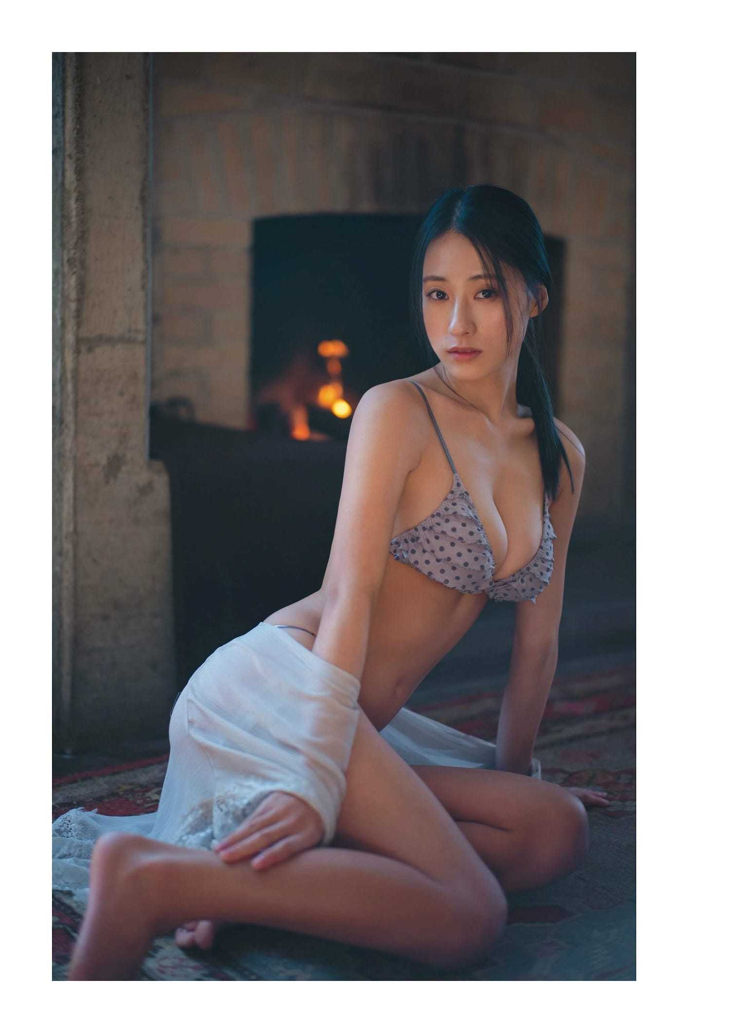 澄田綾乃【水着画像コンプレックスだった胸に 自信を持てるようになったのが 人生の転機でした 8枚目