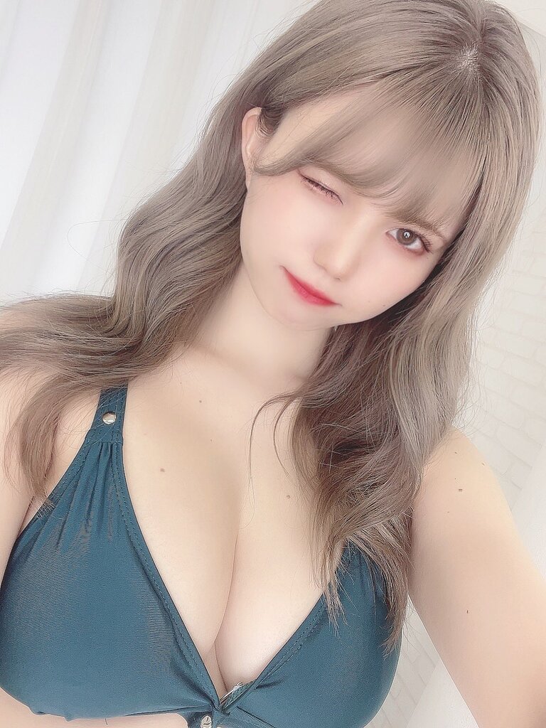 横山あみ 85センチEカップのおっき目バスト 11枚目