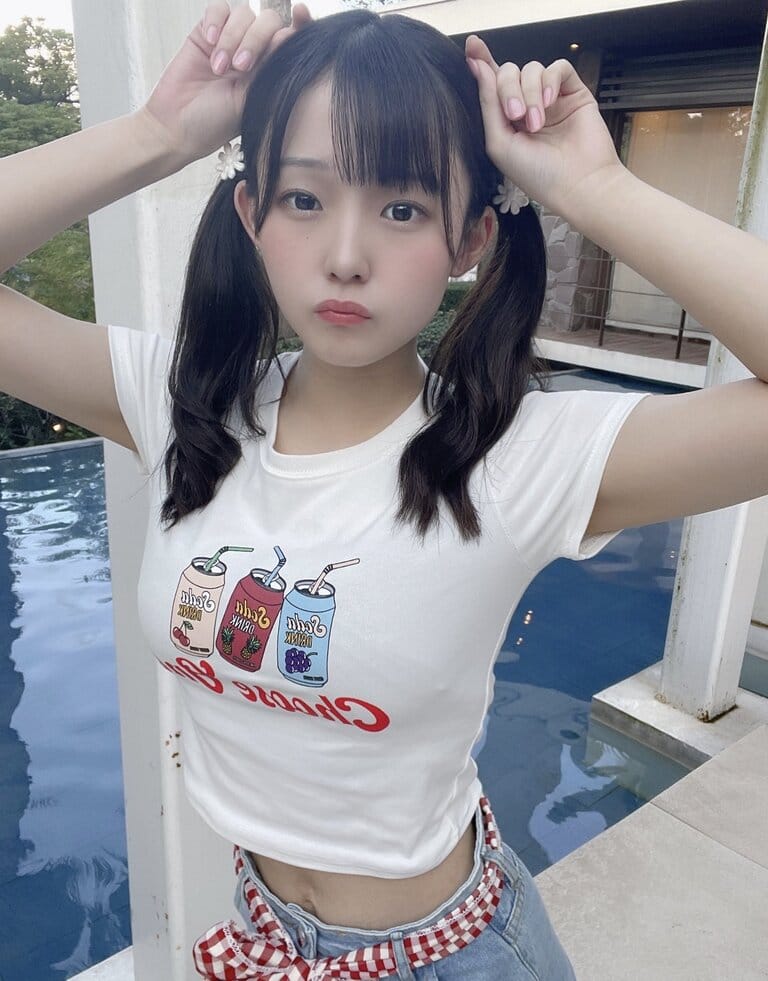 花咲ひより GカップのグラマラスBODY 水着グラビア 1枚目