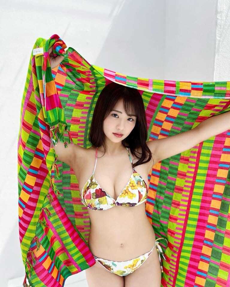 平嶋夏海 妖艶なボディが解放されていく 14枚目