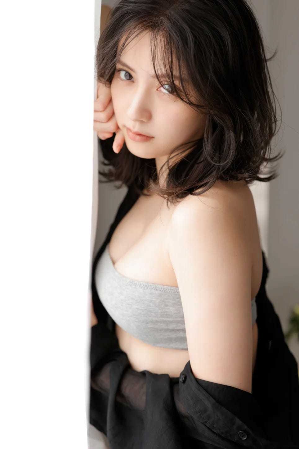桃月なしこ【水着画像】ドラマ CM ファッション誌とマルチに活躍する27歳 9枚目