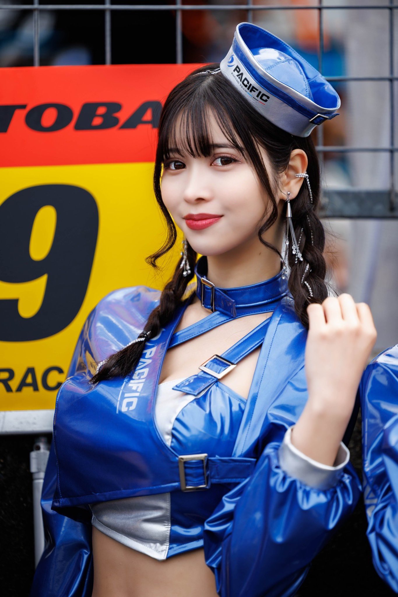 七瀬なな 最新グラビア水着画像 8枚目