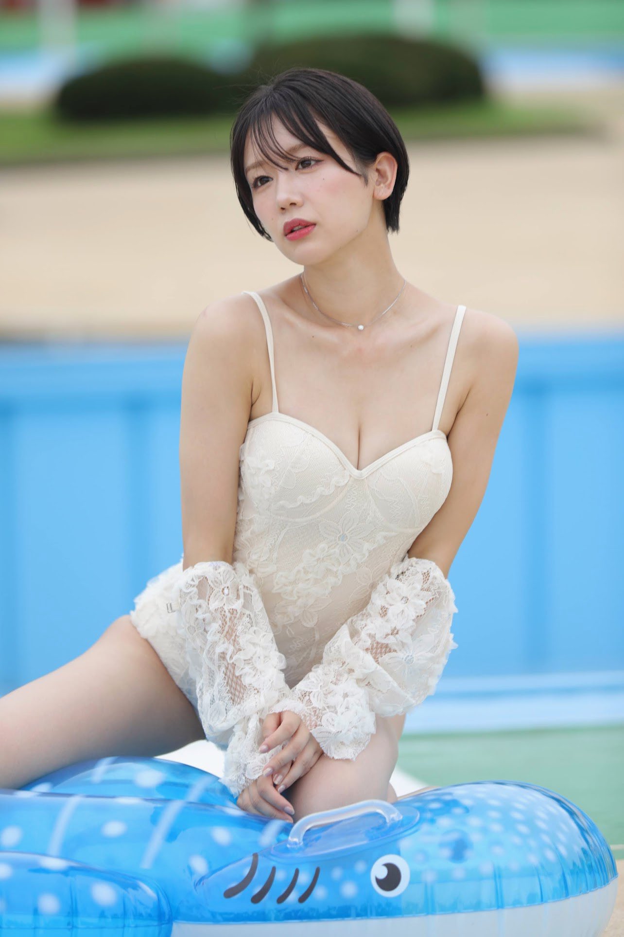 新唯 最新グラビア水着画像 14枚目