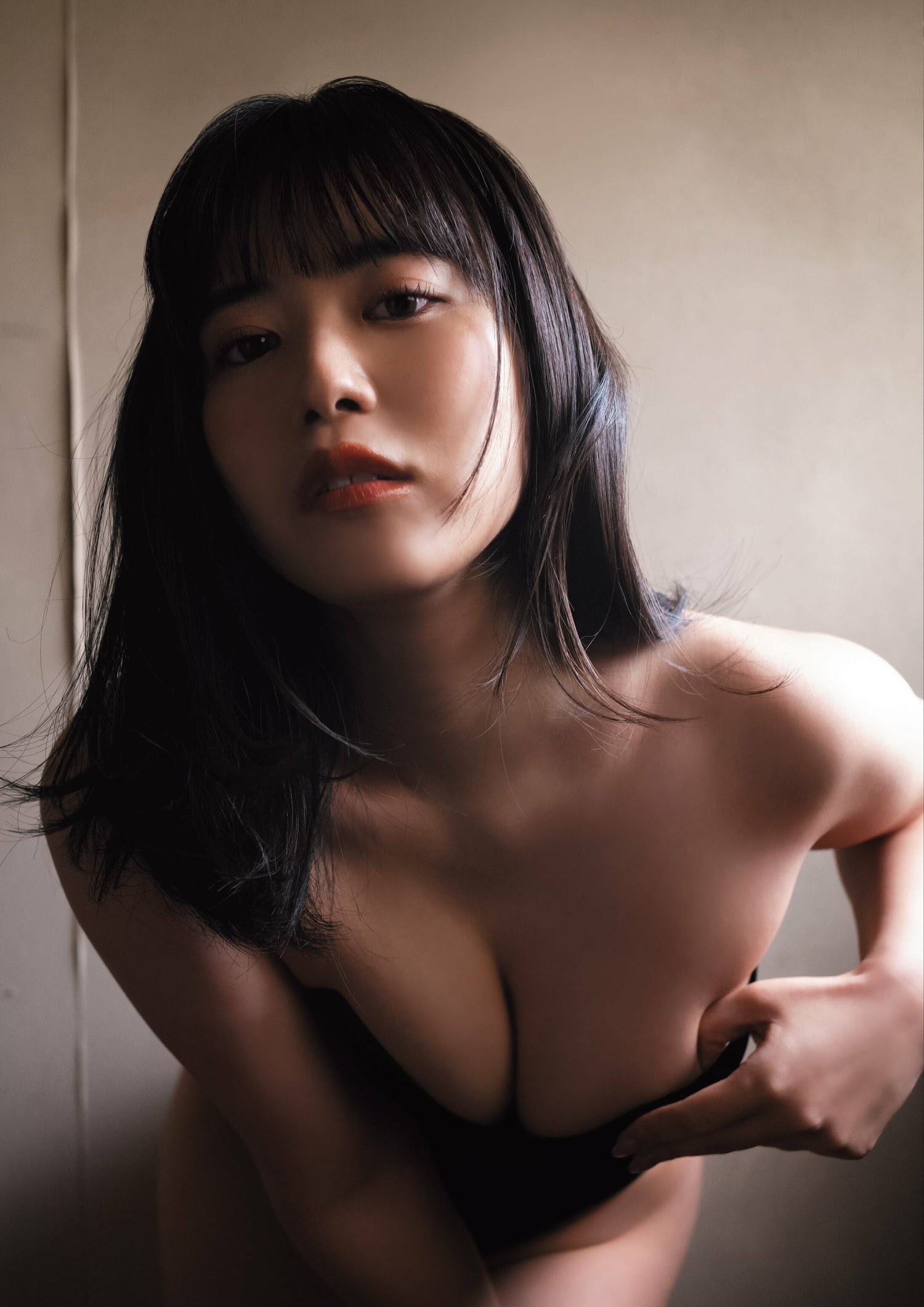 東雲うみ 最新グラビア含む水着画像⑧ 10枚目