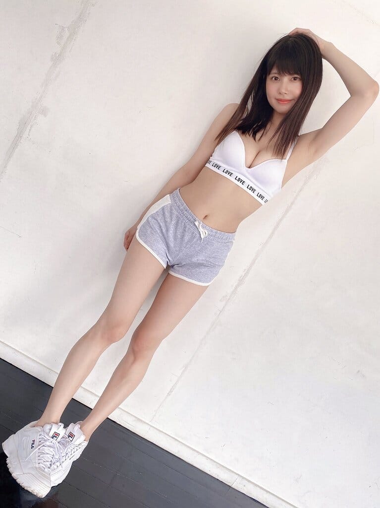 鹿目凛【水着ビキニ画像「でんぱ組.inc」のメンバーとして活躍 12枚目