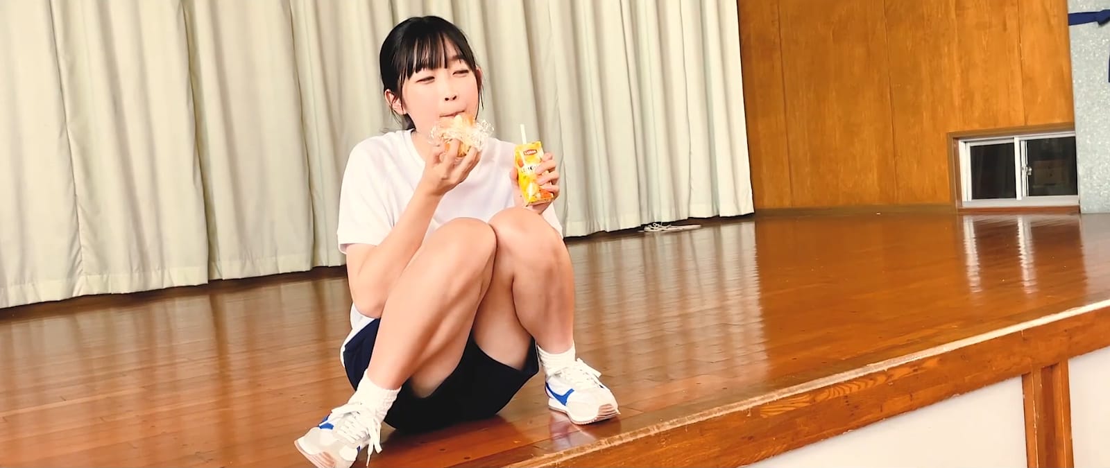 ちばひなの 水着ビキニ画像「少女歌劇団ミモザーヌ」の一期生 - 芸能アイドルモデル女優水着画像集 15枚目