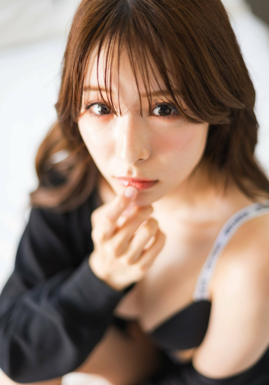 花乃衣美優 最新グラビア水着画像 4枚目