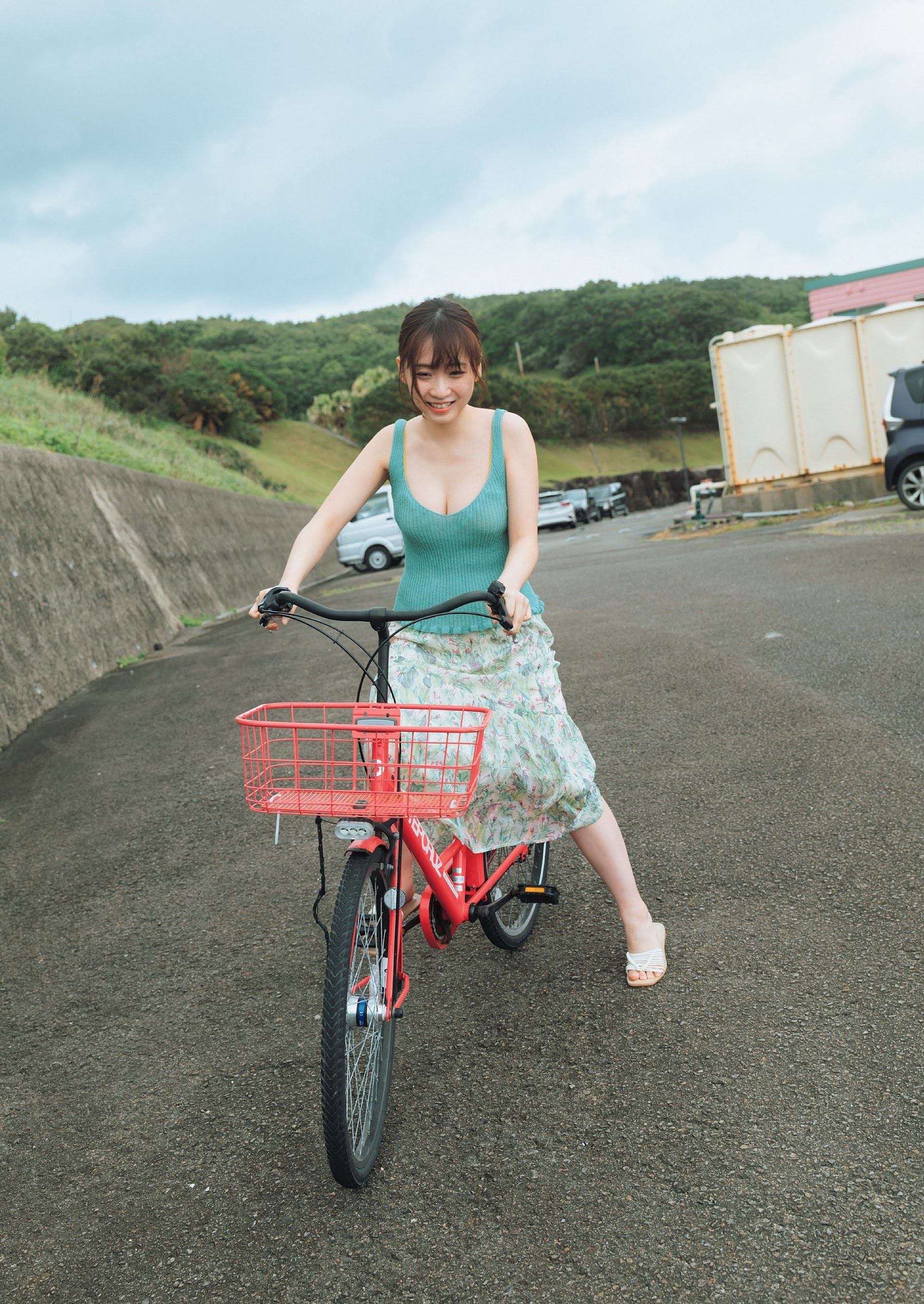 「第9回カバーガール大賞」で総合2位を受賞した伊織もえ。 - 芸能アイドルモデル女優水着画像集 4枚目