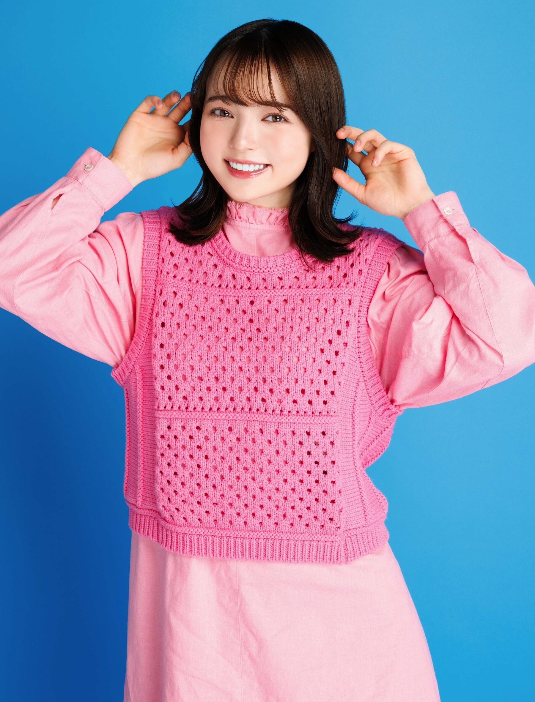 坂巻有紗 最新グラビア水着画像 10枚目