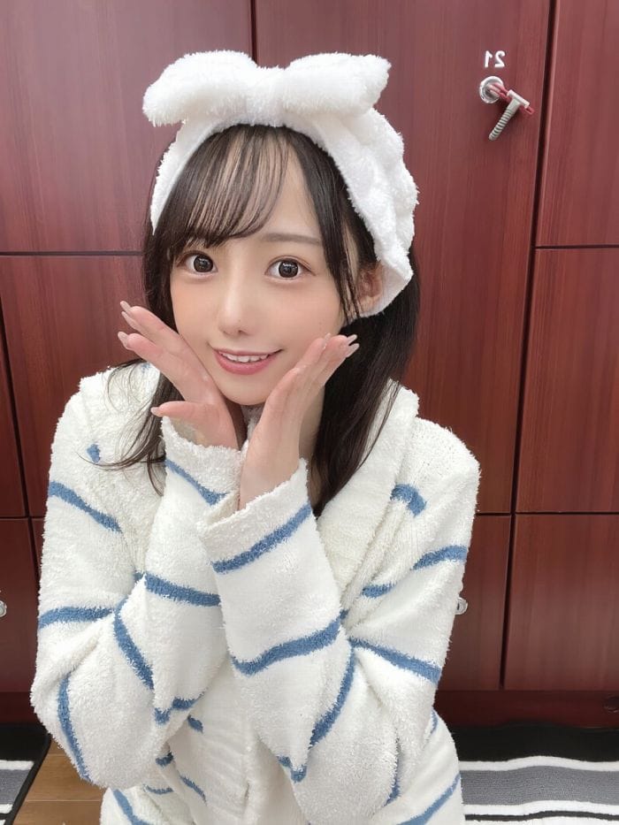 弓川いち華【水着画像ミスFLASH2023の癒やし系娘が 話題の「2代目シントトロイデンガールズ」に就任! - 芸能アイドルモデル女優水着画像集 23枚目