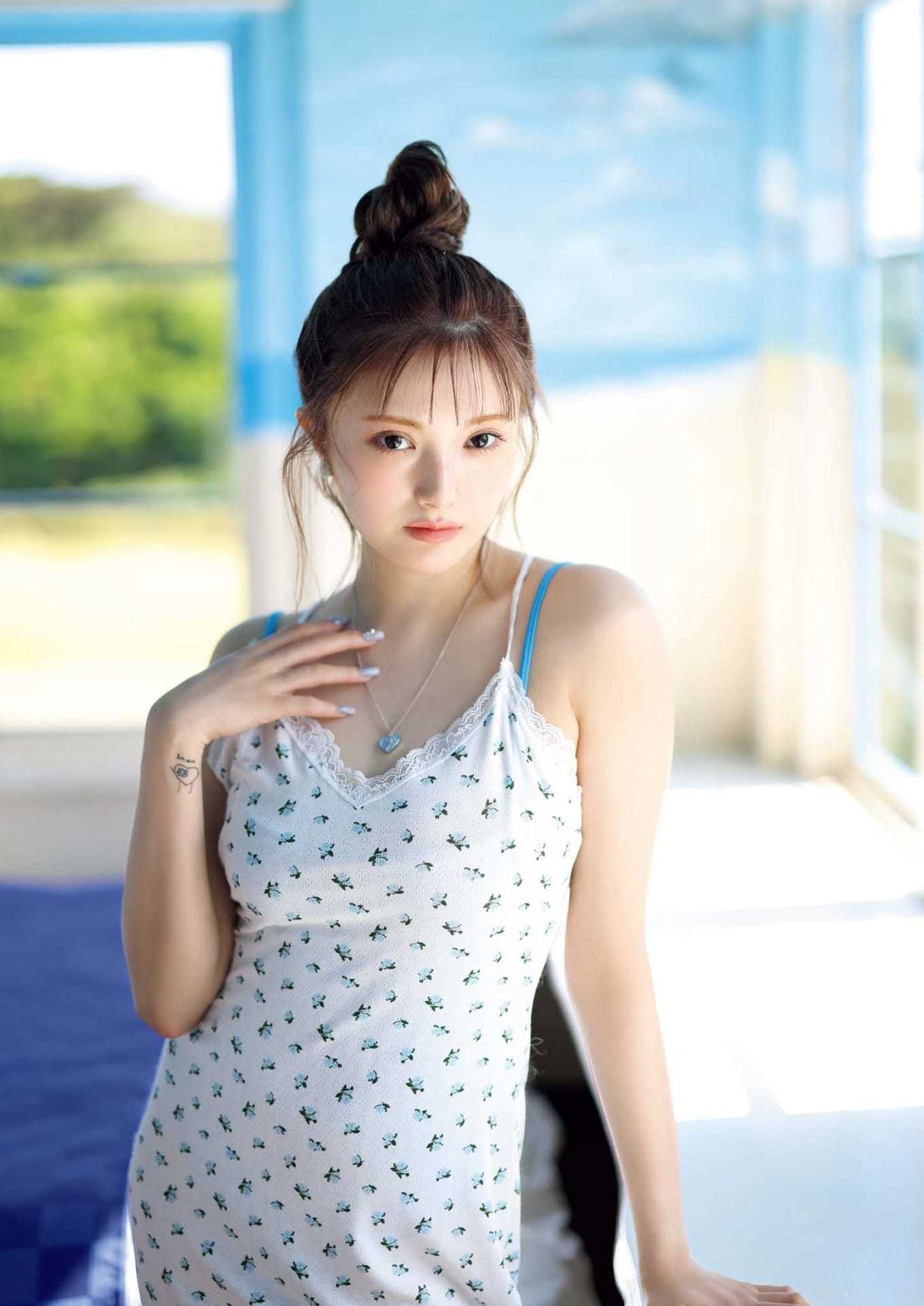 安斉かれん 沖縄での初水着カットをいち早くお届け! - 芸能アイドルモデル女優水着画像集 12枚目