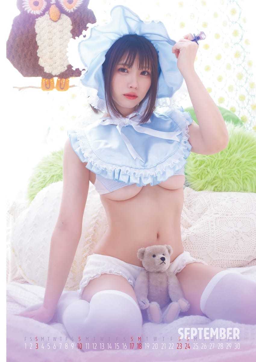 えなこ 水着カレンダー2023 - 芸能アイドルモデル女優水着画像集 4枚目
