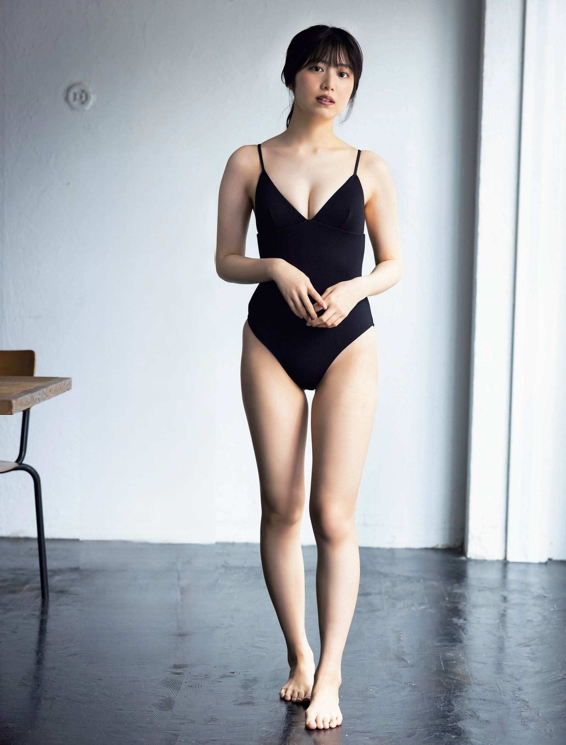 吉田莉桜【水着画像「日本一かわいいK」に 輝いたことのある21歳 - 芸能アイドルモデル女優水着画像集 6枚目