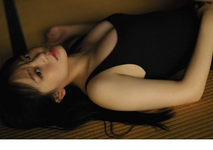 蓬莱舞【水着画像 彼女の朝は早い。 朝起きて 洗濯 食事の準備。 そして学校へ。 - 芸能アイドルモデル女優水着画像集 19枚目