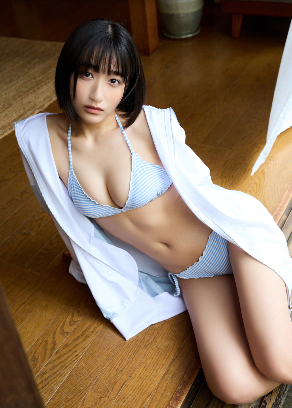 水野瞳 最新グラビア水着画像 30枚目