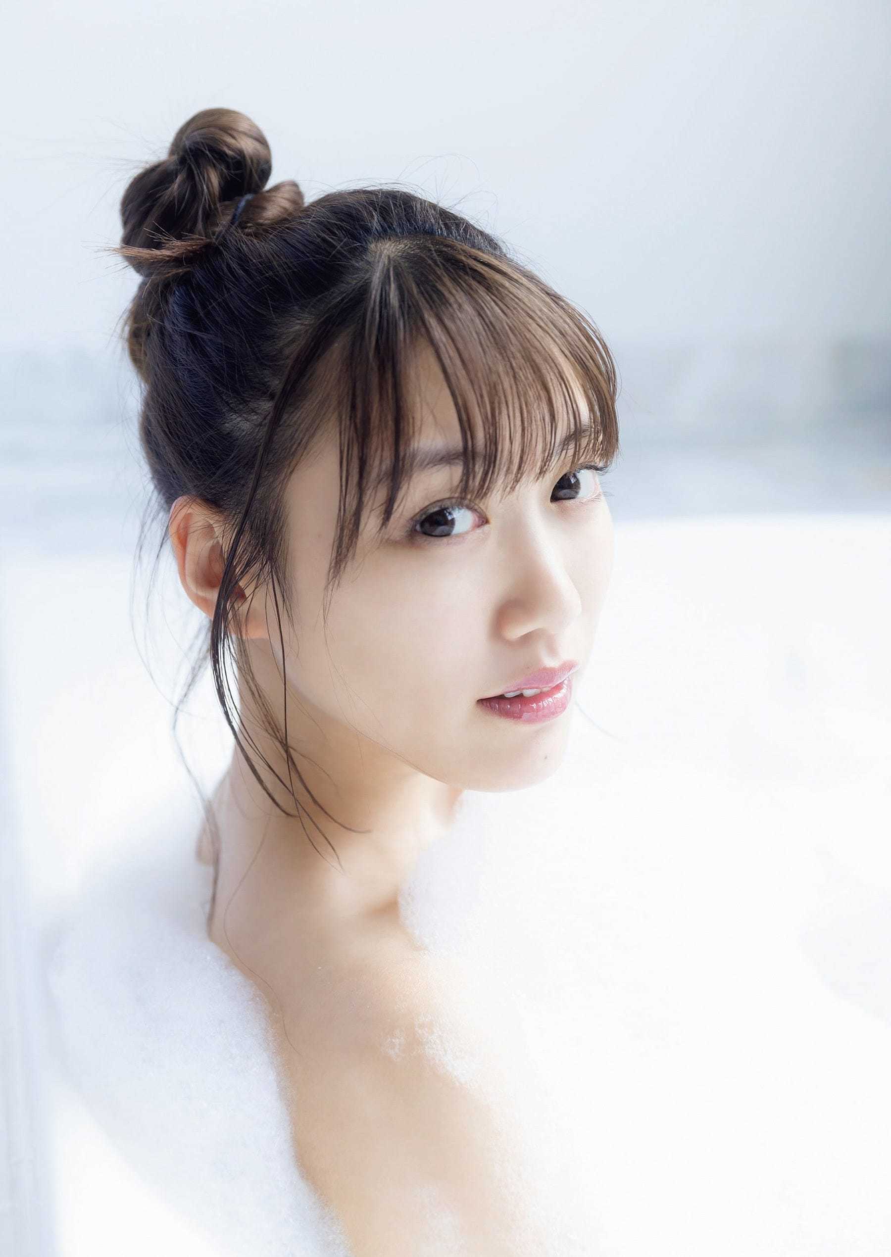 高城れに【水着画像今までベールに包まれていた美ボディを惜しみなく披露。 - 芸能アイドルモデル女優水着画像集 7枚目