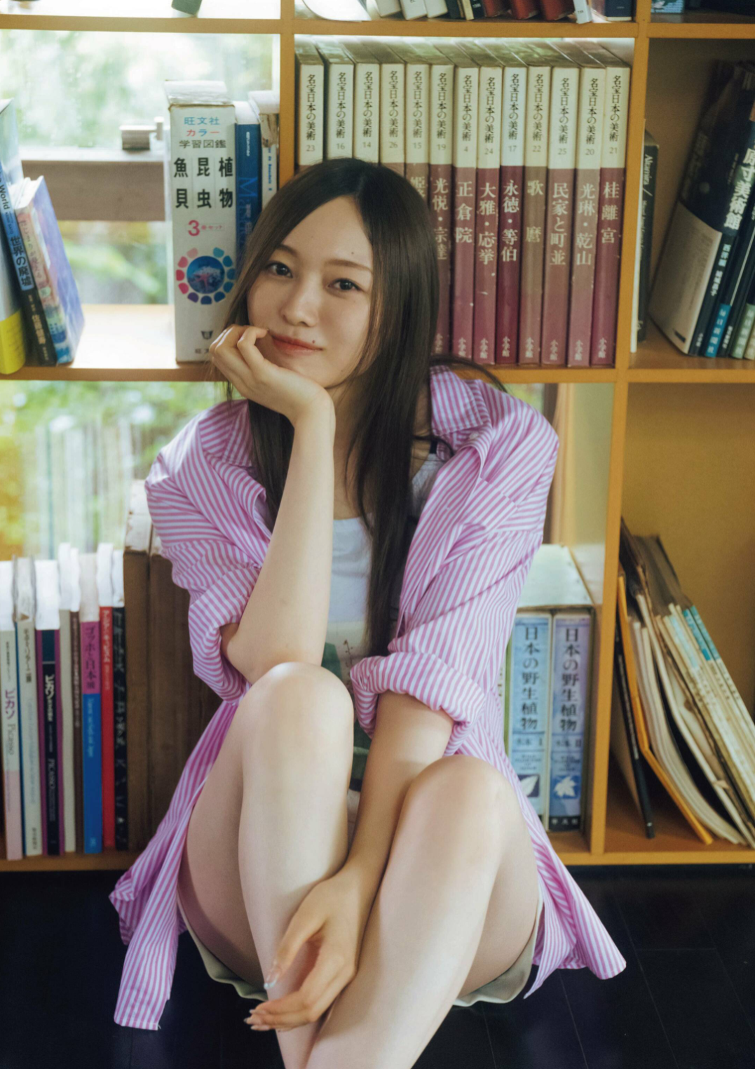 梅澤美波 最新グラビア水着画像④ 11枚目