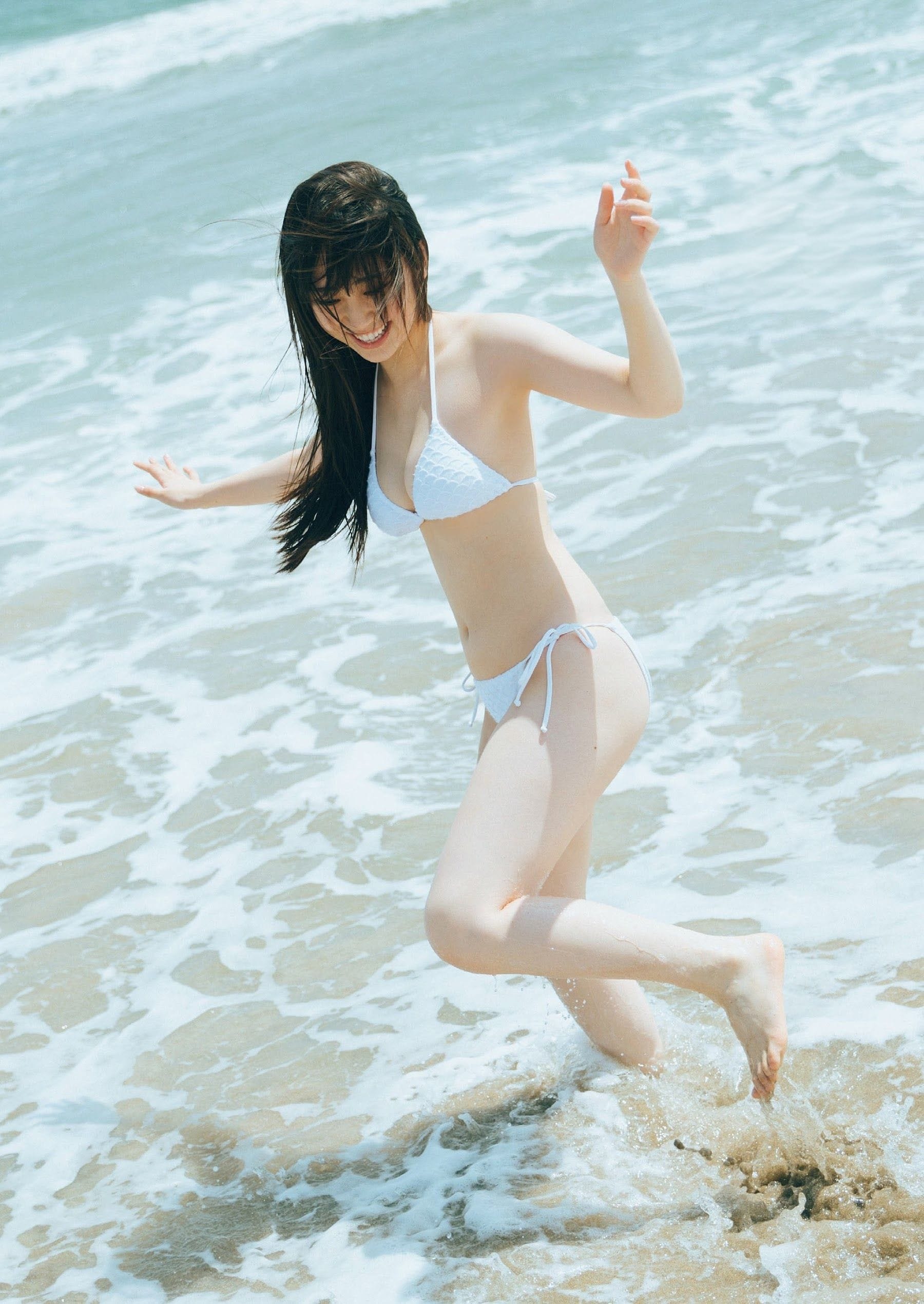 大白桃子【水着画像グラビア画像 静岡産の隠れた美少女がベールを脱ぐ - 芸能アイドルモデル女優水着画像集 3枚目