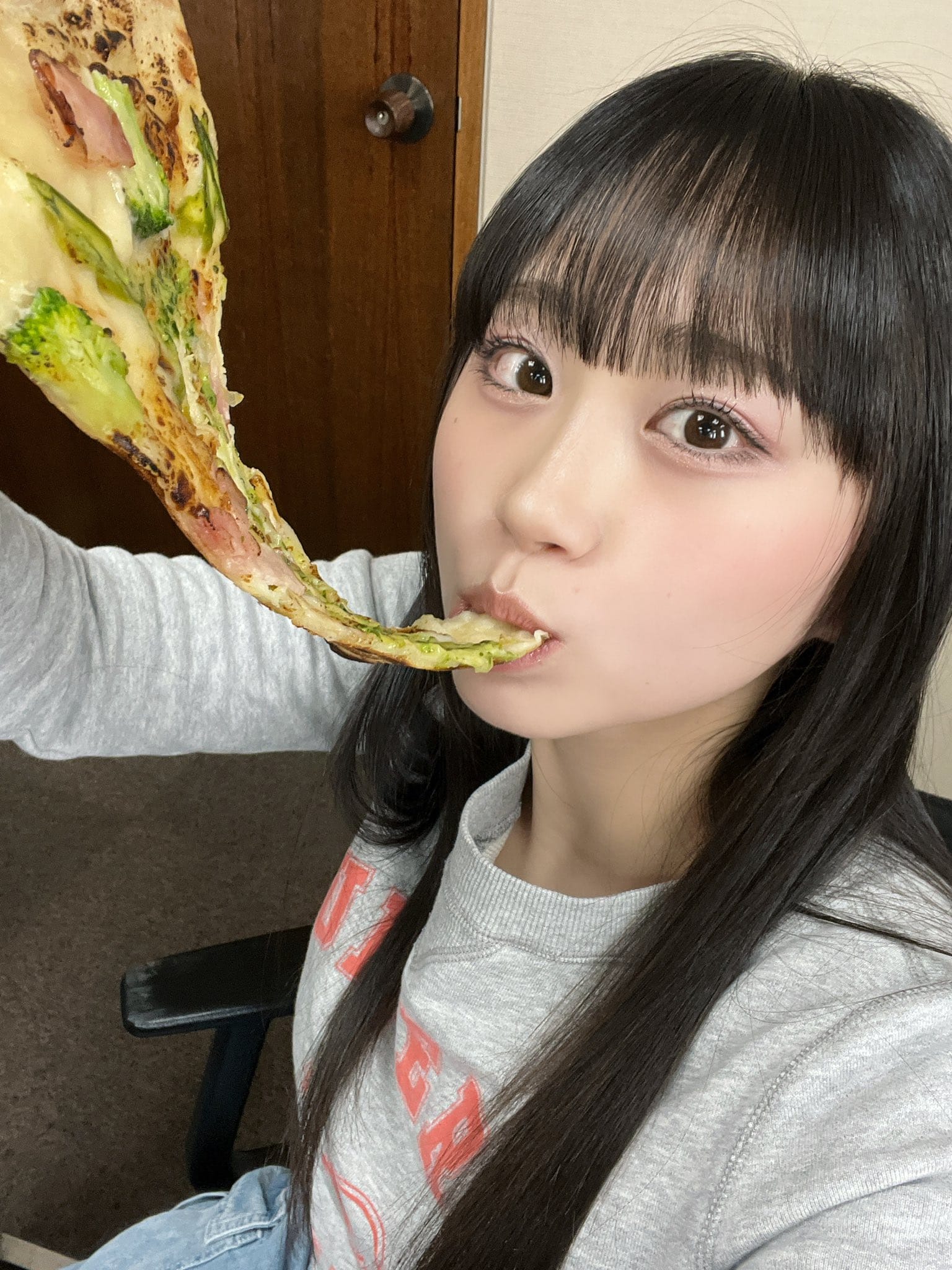 大白桃子【水着画像グラビア画像 静岡産の隠れた美少女がベールを脱ぐ - 芸能アイドルモデル女優水着画像集 15枚目