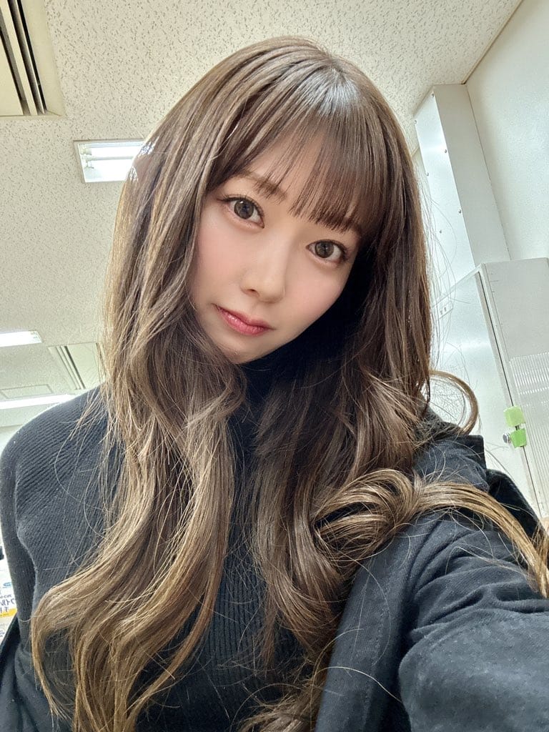 渡辺美優紀【水着画像グラビア画像 アイドルとしてとして最前線を駆け抜けた「20代のすべてを」 - 芸能アイドルモデル女優水着画像集 18枚目