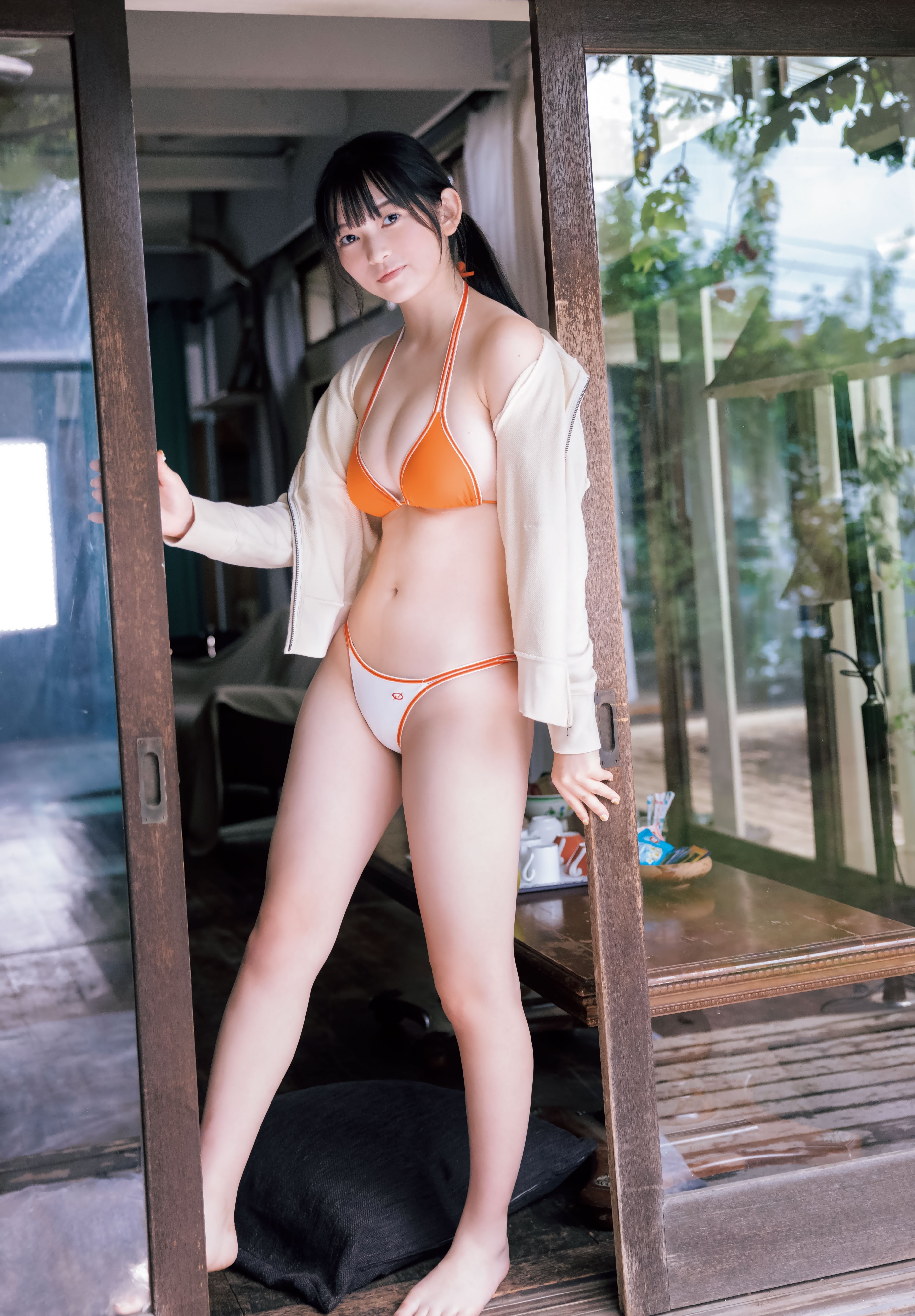 佐山すずか(手羽先センセーション)最新グラビア水着画像 29枚目