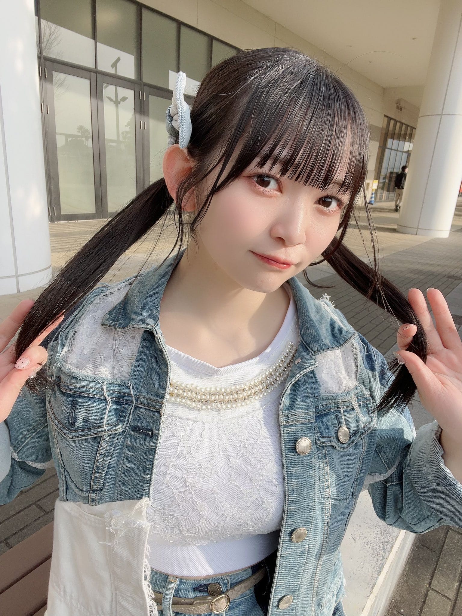 佐山すずか【水着画像グラビア ホワイトボインカップ優勝!!!! 今もっとも 弾んでる 18歳!! - 芸能アイドルモデル女優水着画像集 11枚目