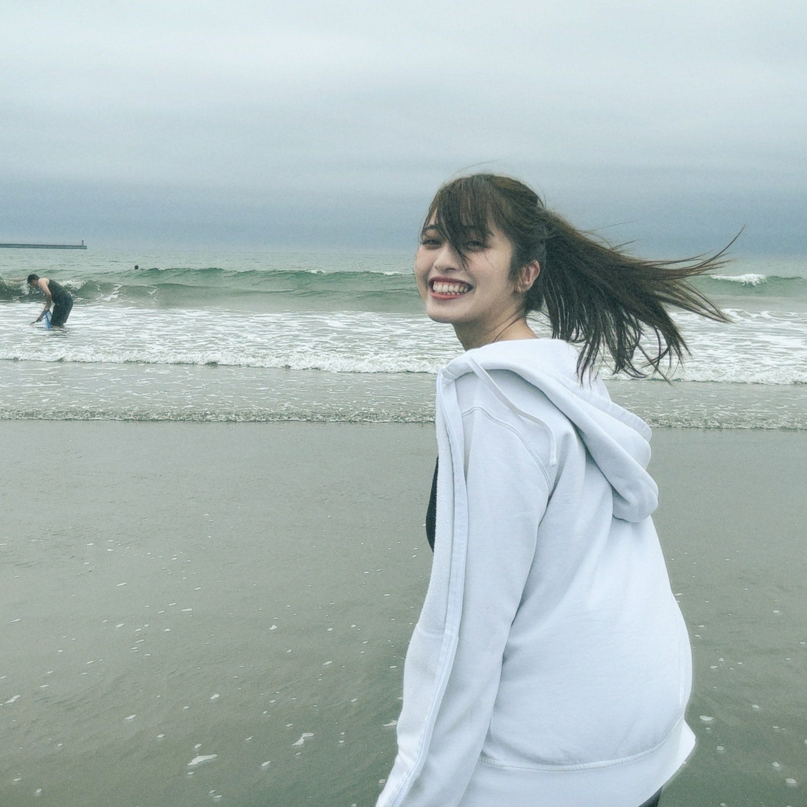 村島未悠 ビキニのプリンセス【水着画像 - 芸能アイドルモデル女優水着画像集 20枚目