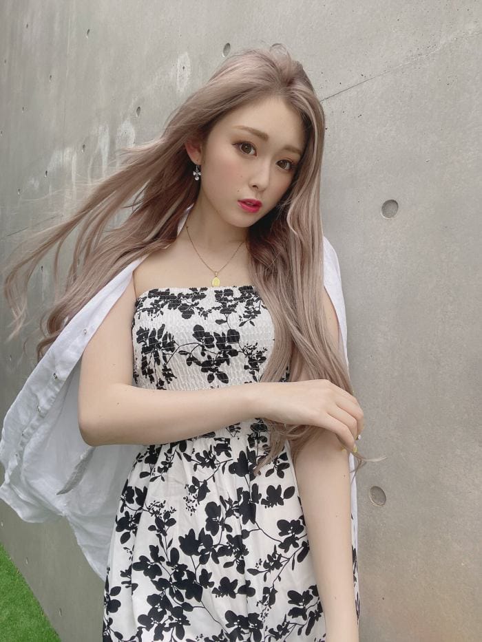 ゆうちゃみ【水着画像 ピュアだからギャルなんだ - 芸能アイドルモデル女優水着画像集 9枚目