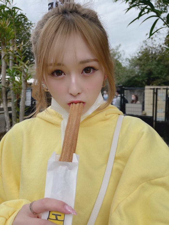 ゆうちゃみ【水着画像 ピュアだからギャルなんだ - 芸能アイドルモデル女優水着画像集 22枚目