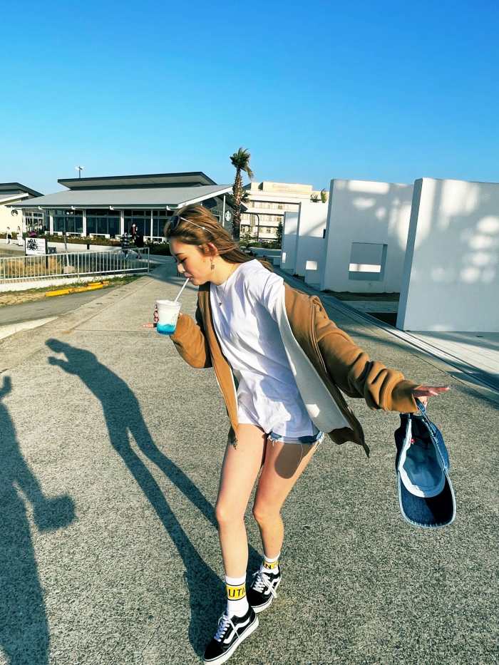 ゆうちゃみ【水着画像 ピュアだからギャルなんだ - 芸能アイドルモデル女優水着画像集 24枚目