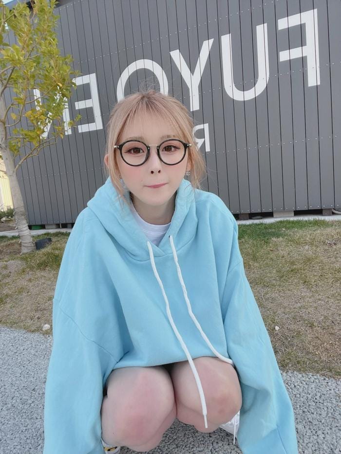 ゆうちゃみ【水着画像 ピュアだからギャルなんだ - 芸能アイドルモデル女優水着画像集 25枚目