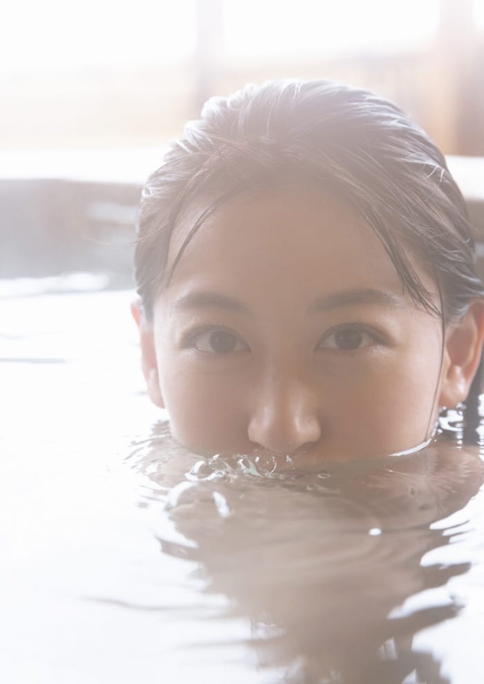 上西恵【水着画像 元NMB48女優が魅せた アイドルから女優へと脱皮する28歳の現在地 - 芸能アイドルモデル女優水着画像集 18枚目